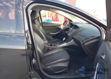 2014 Ford Focus Se from USA, damaged, VIN 1FADP3K2XEL320886